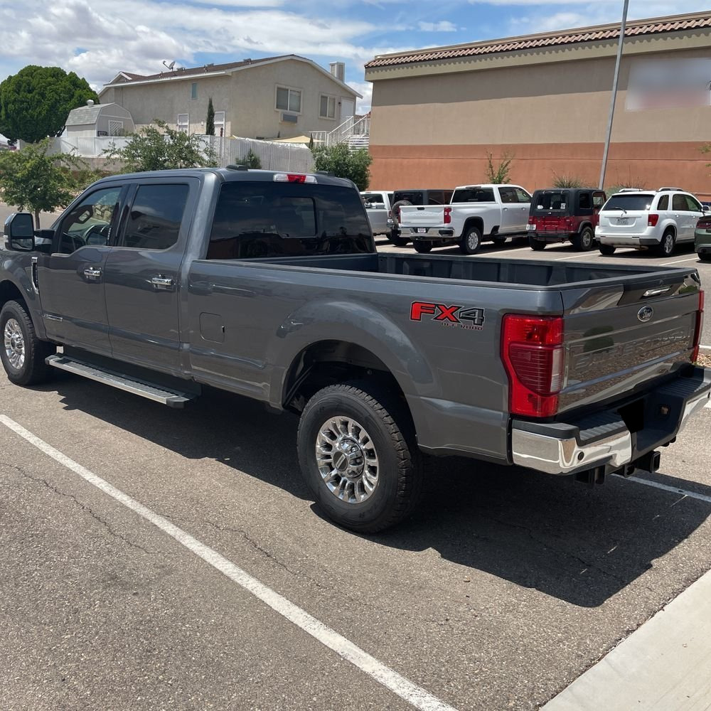 2022 Ford F-350 Super Duty Lariat