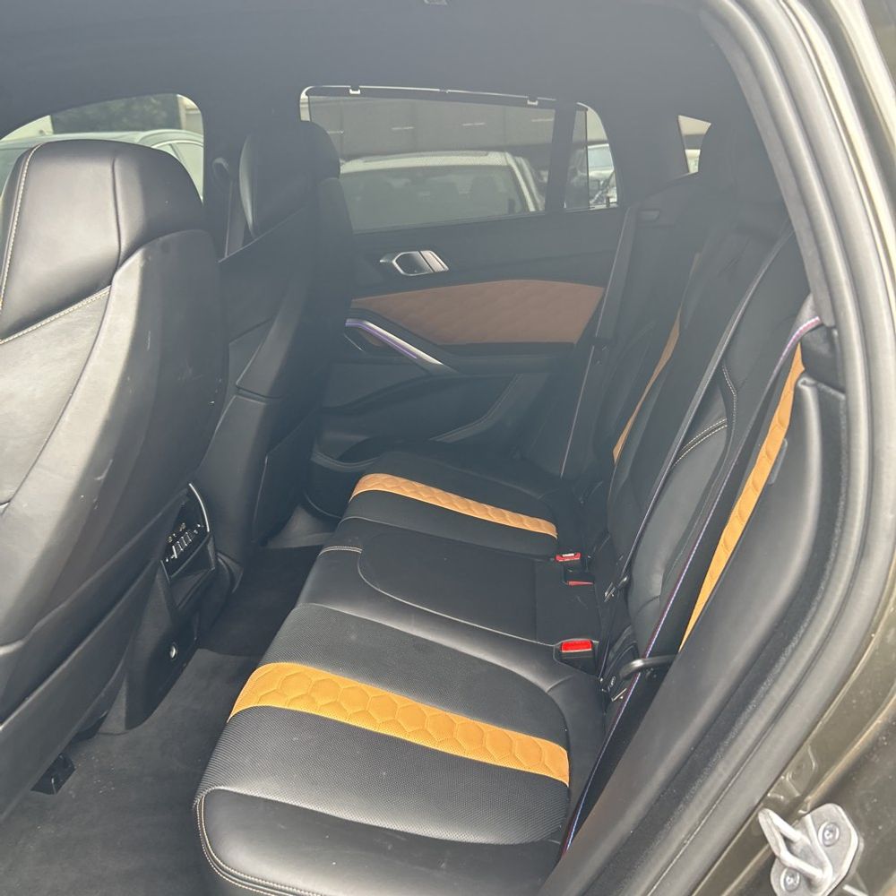 2021 BMW X6 M