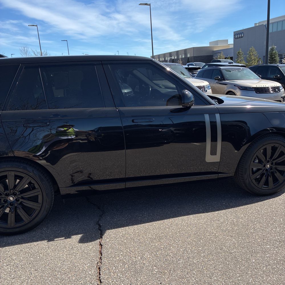 2023 Land Rover Range Rover P530 SE