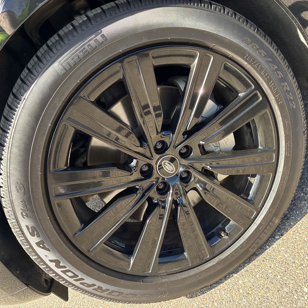 2023 Land Rover Range Rover P530 SE