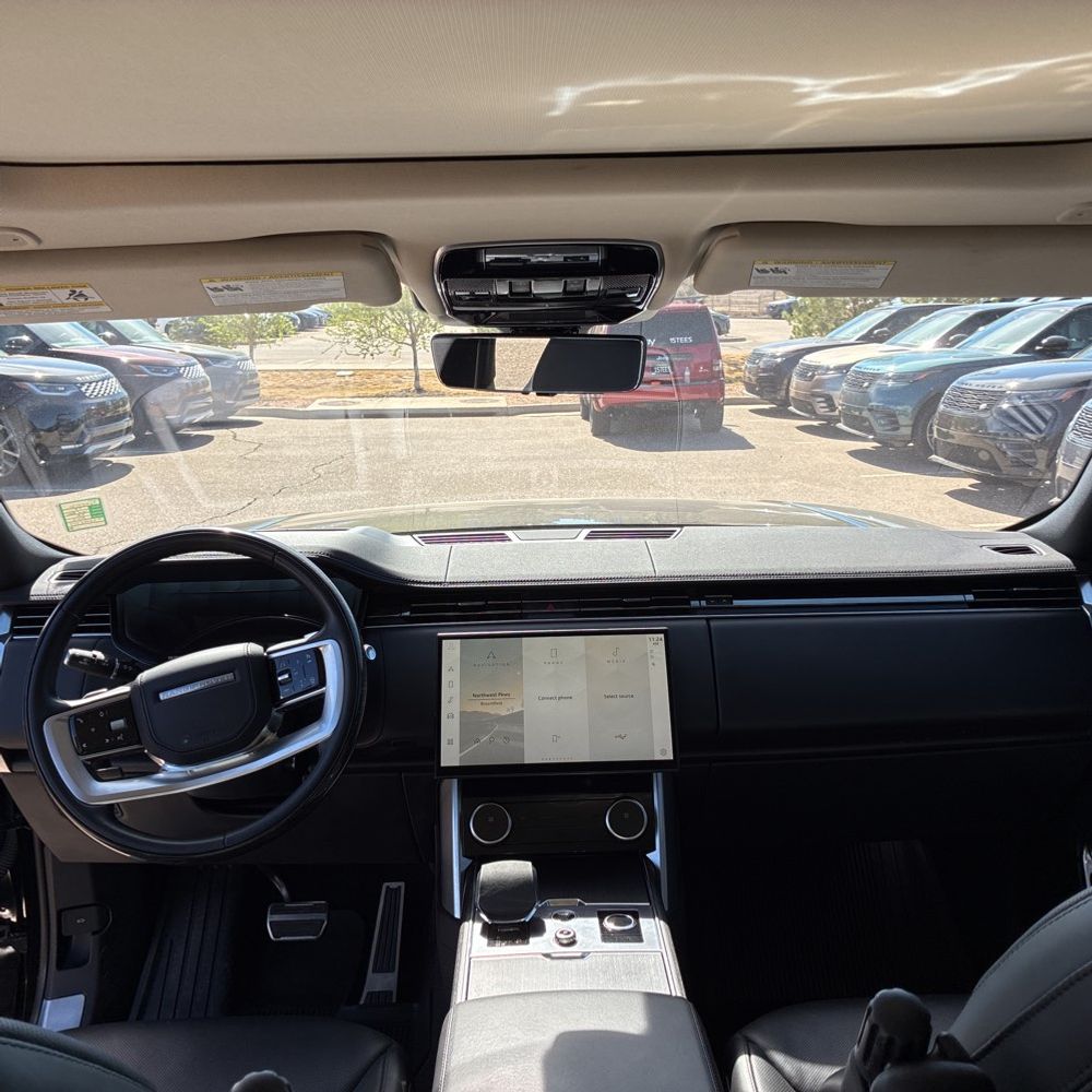 2023 Land Rover Range Rover P530 SE