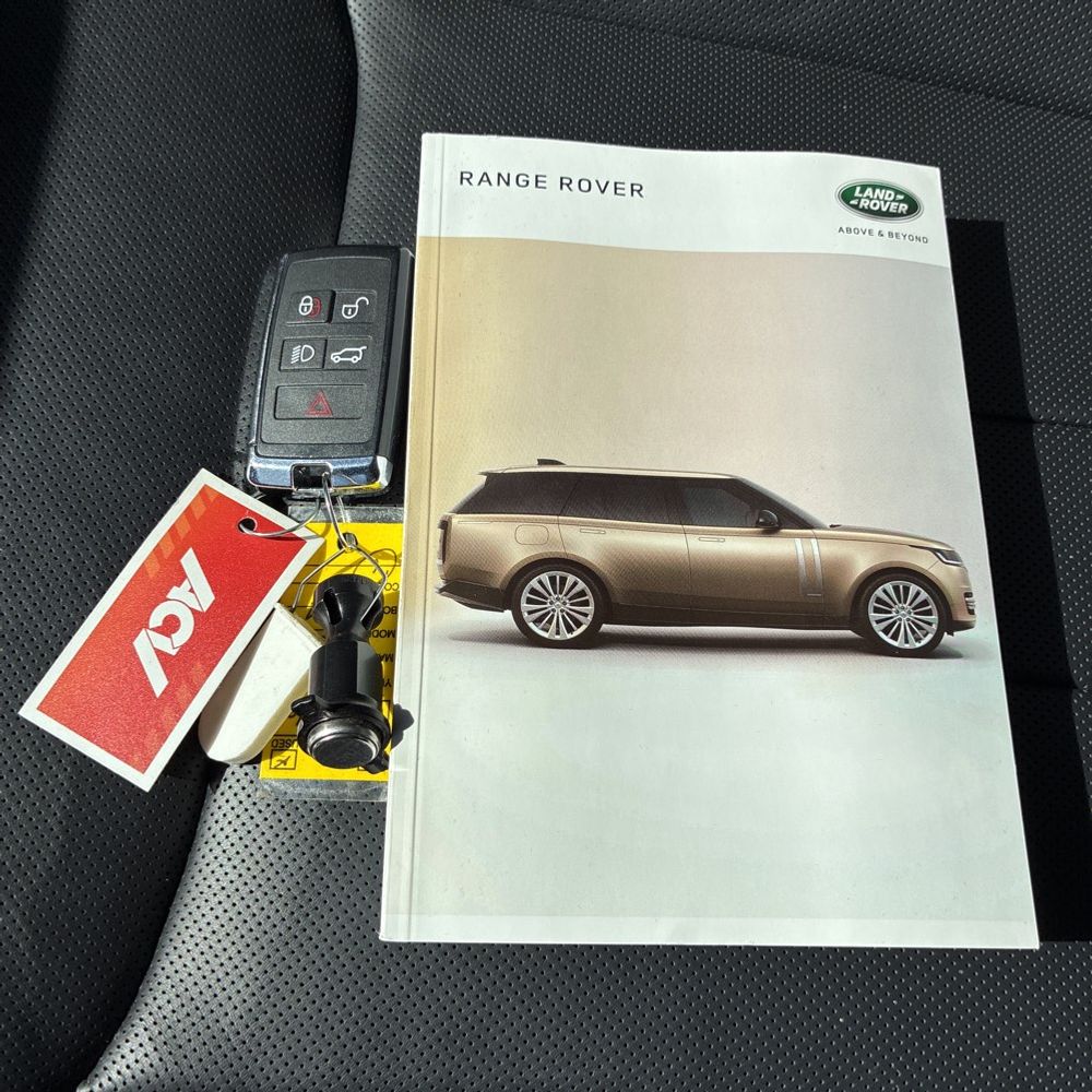 2023 Land Rover Range Rover P530 SE
