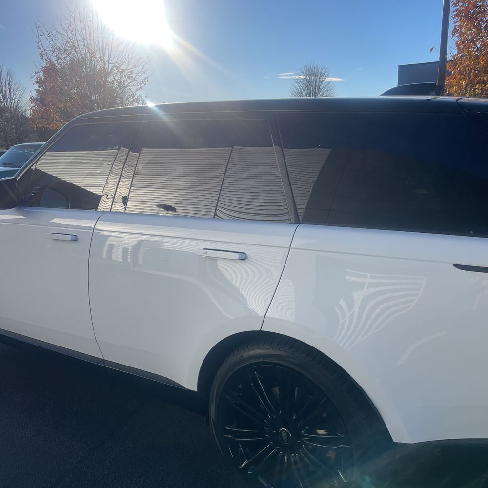 2023 Land Rover Range Rover P530 SE