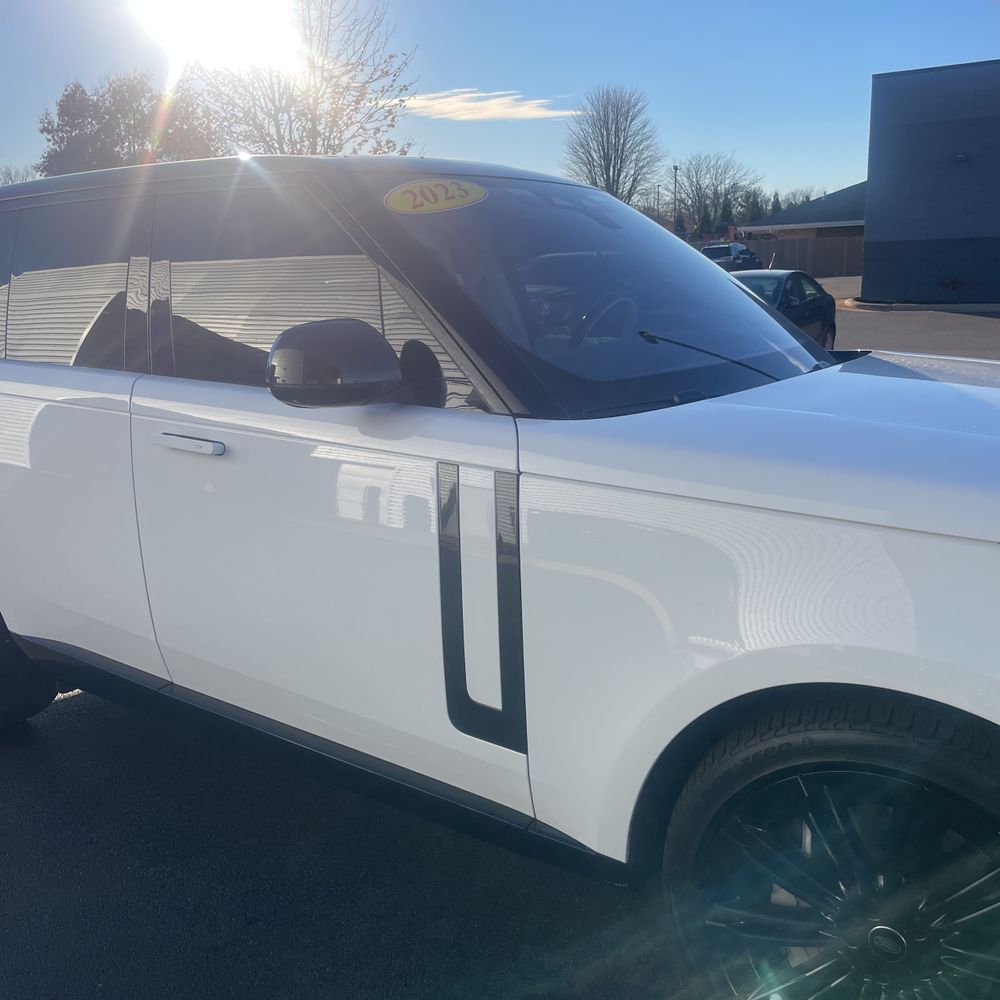 2023 Land Rover Range Rover P530 SE