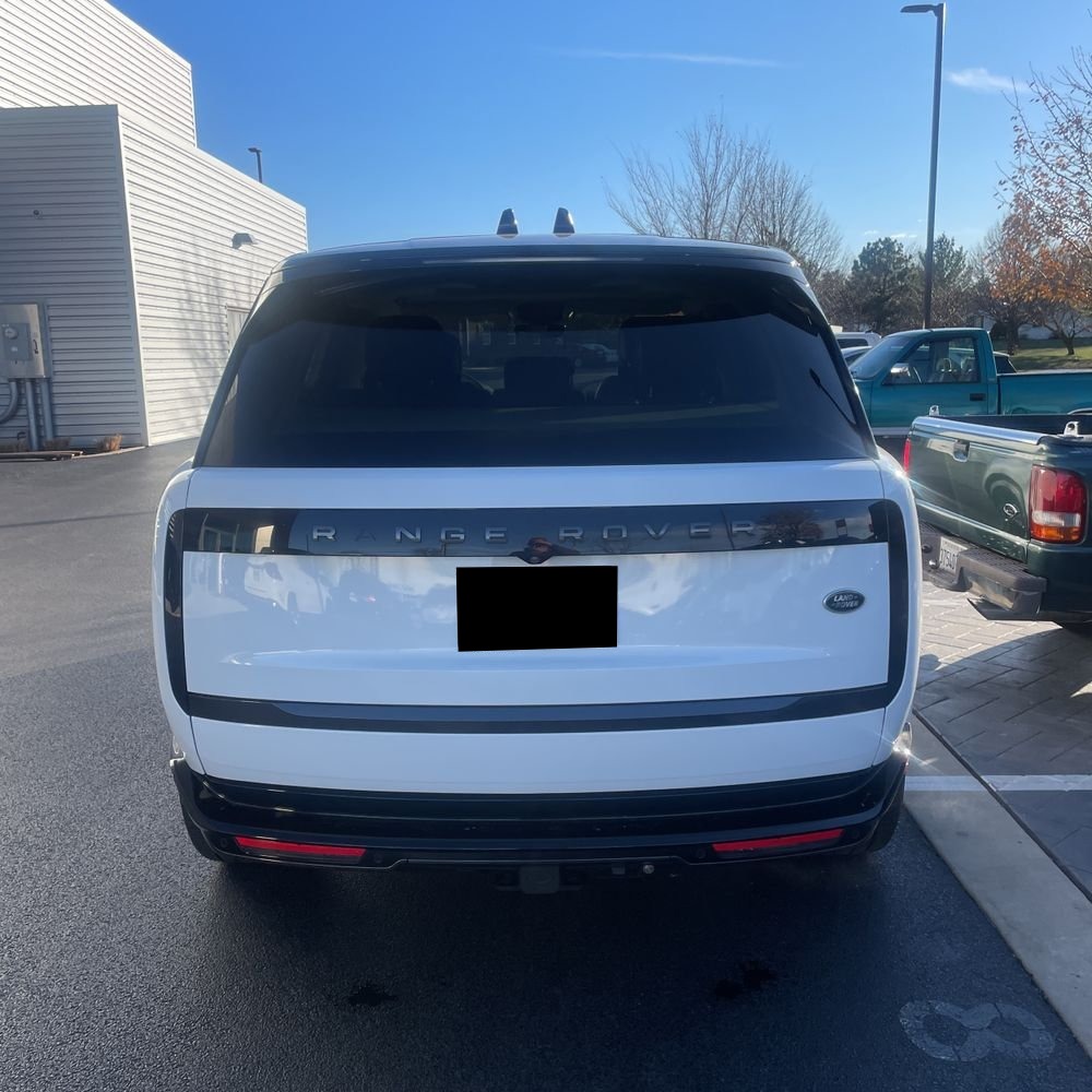 2023 Land Rover Range Rover P530 SE