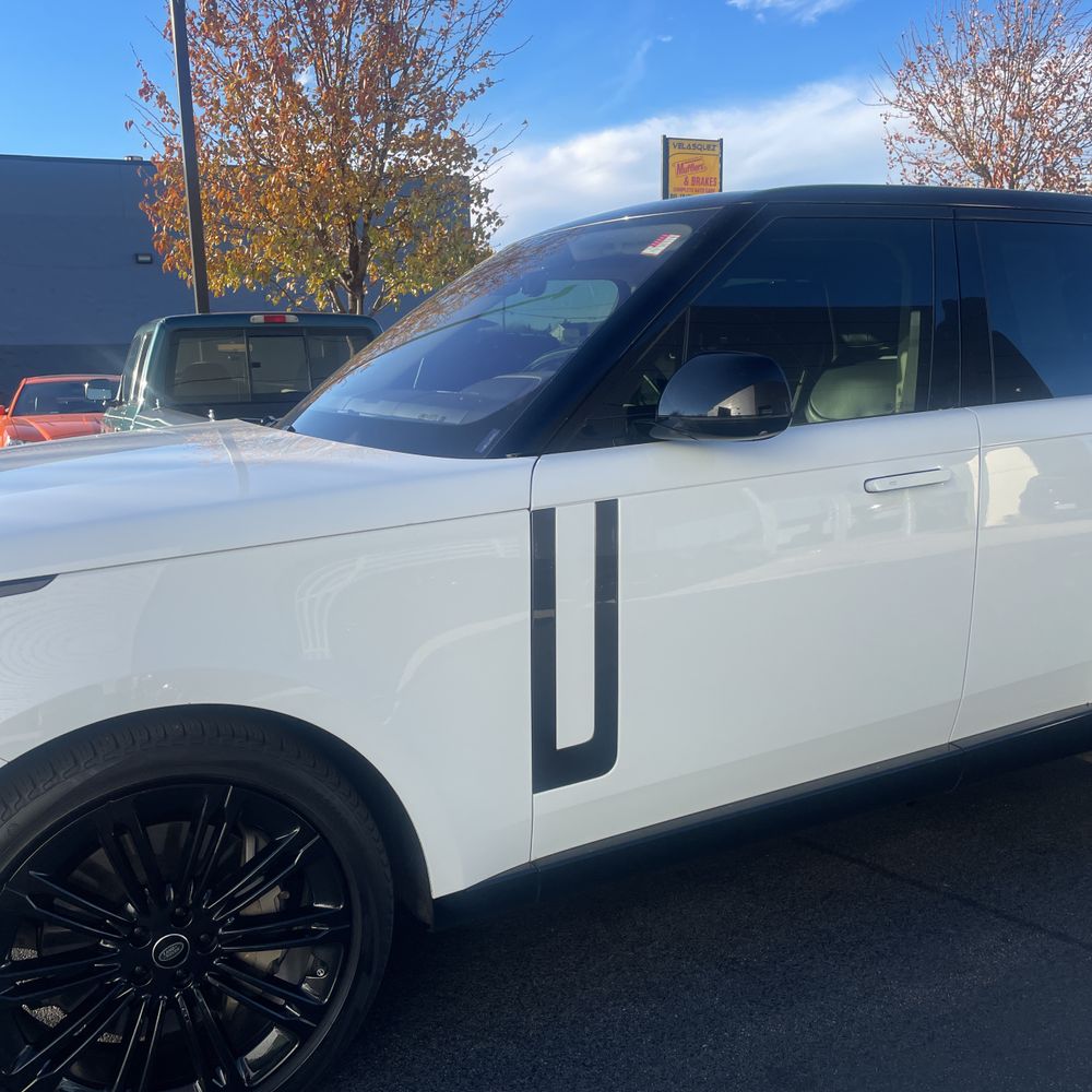 2023 Land Rover Range Rover P530 SE