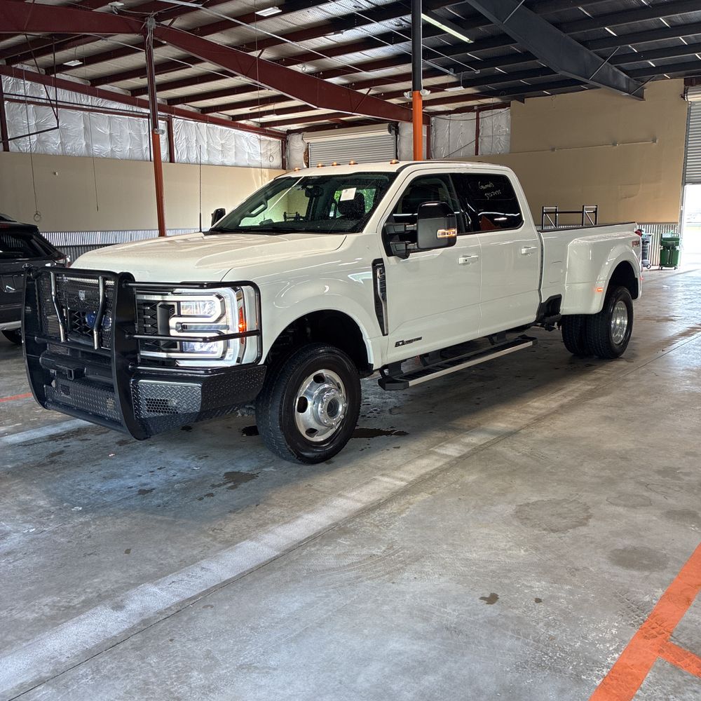 2024 Ford F-350 Super Duty Lariat