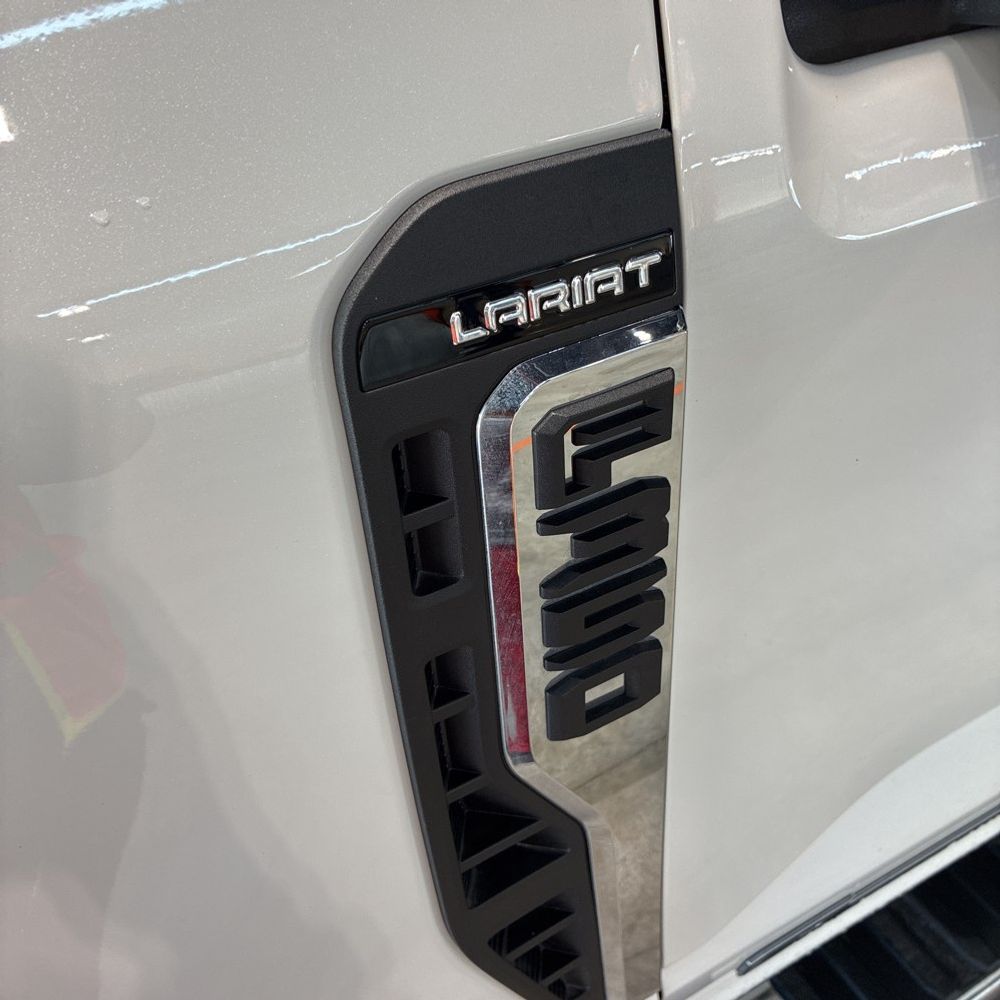 2024 Ford F-350 Super Duty Lariat