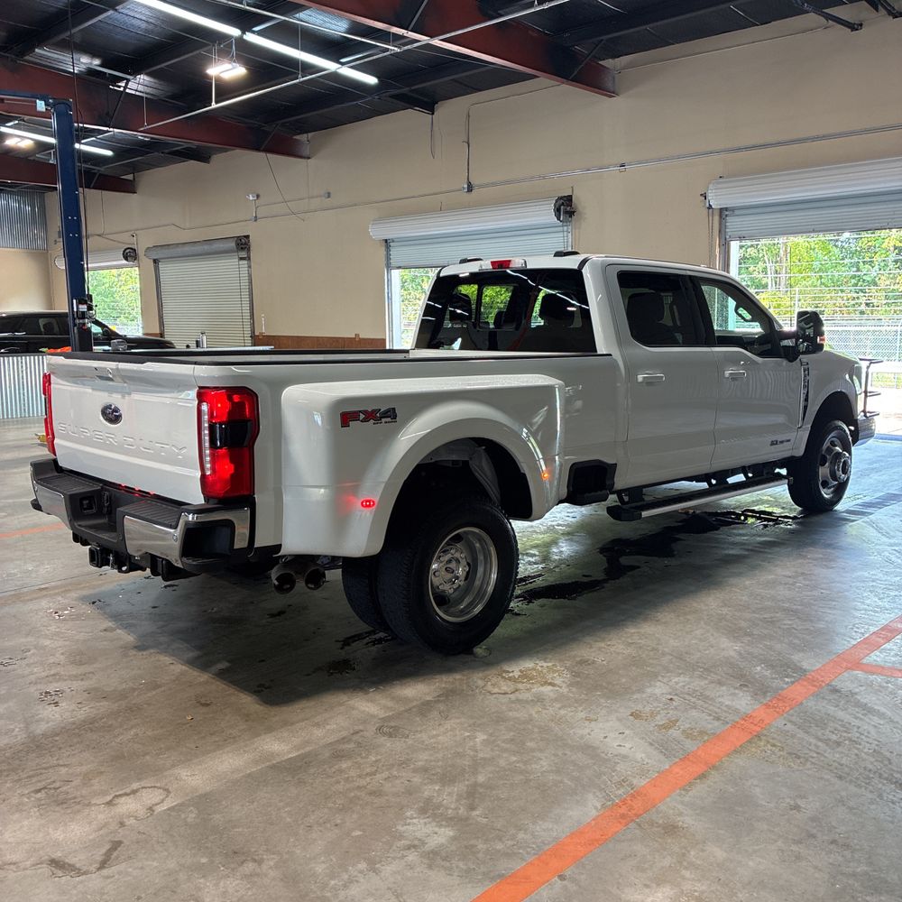 2024 Ford F-350 Super Duty Lariat