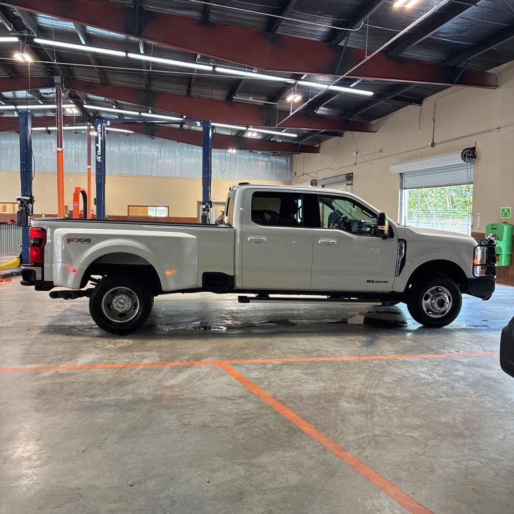 2024 Ford F-350 Super Duty Lariat