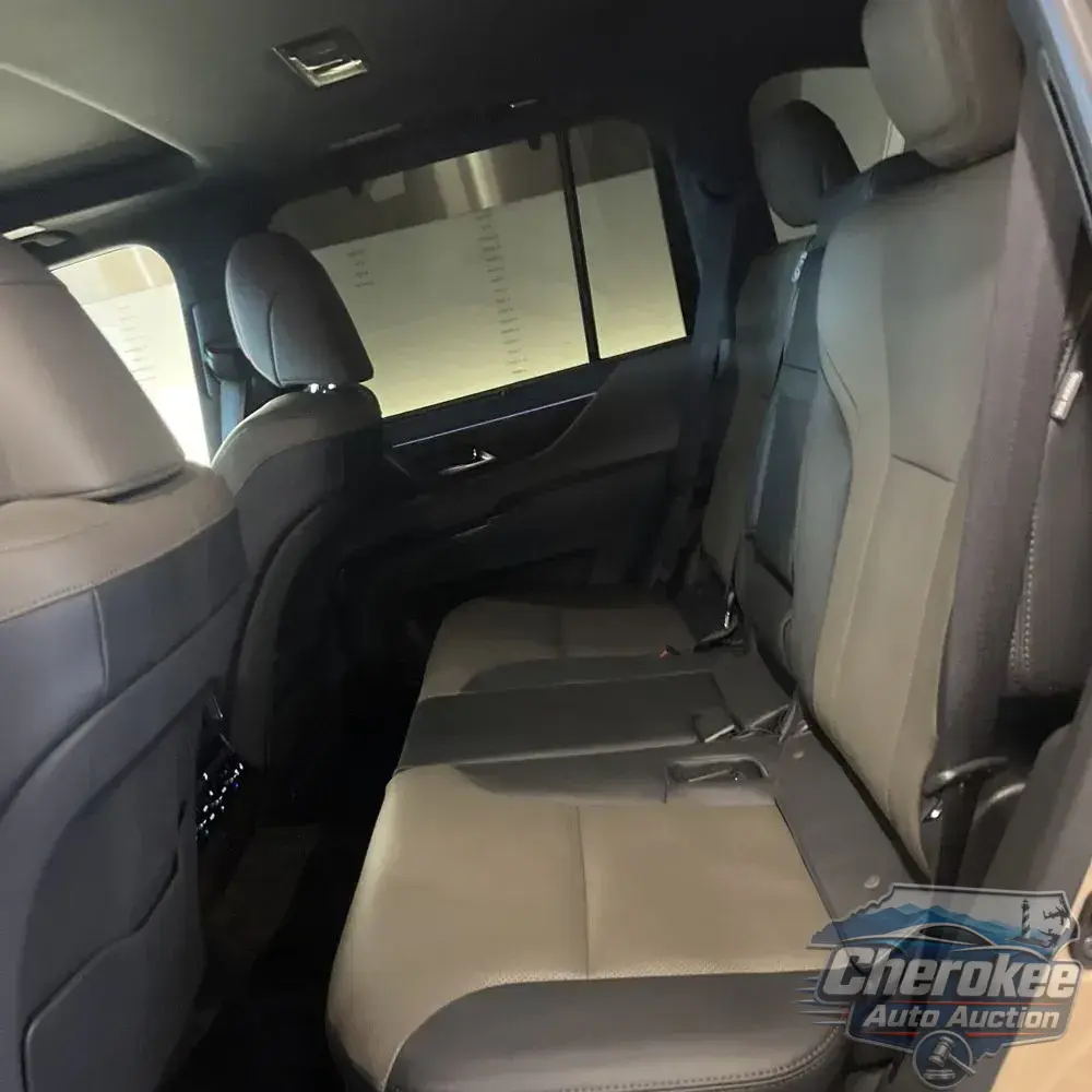 2025 Lexus LX 700h Overtrail
