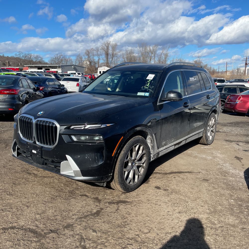 2025 BMW X7 XDrive40i