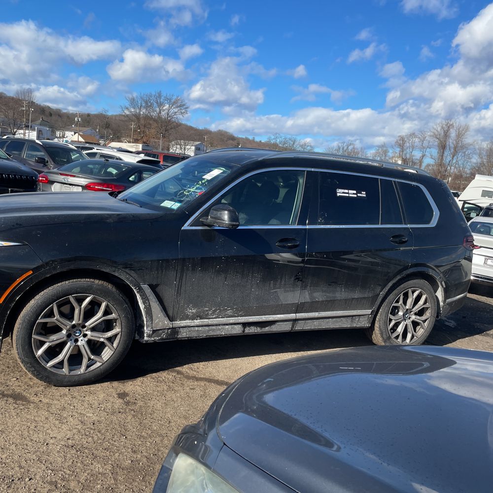 2025 BMW X7 XDrive40i