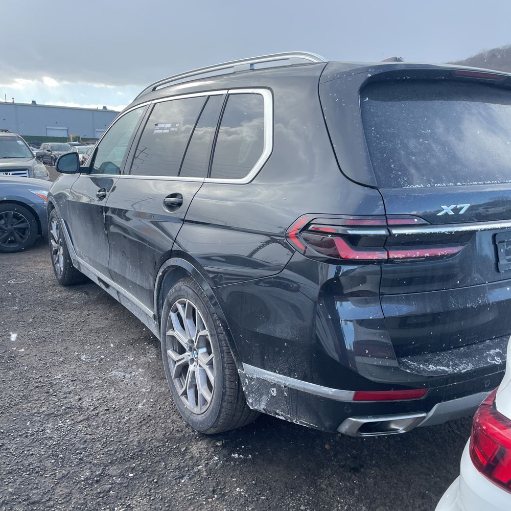2025 BMW X7 XDrive40i