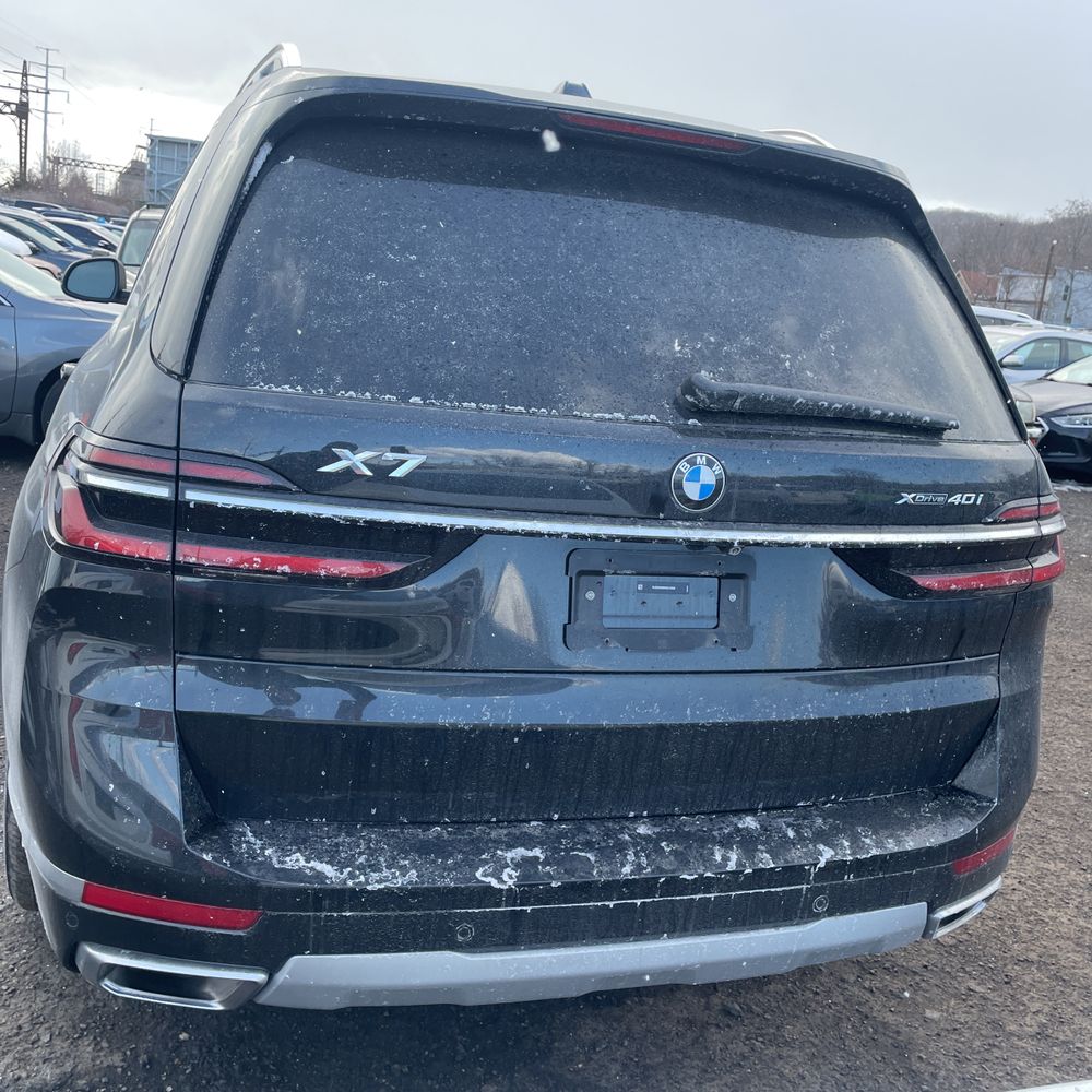 2025 BMW X7 XDrive40i