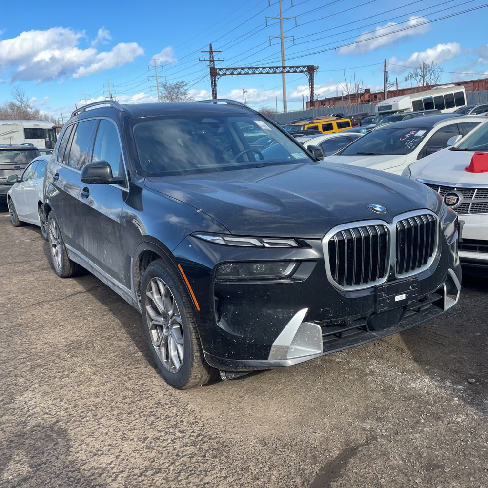 2025 BMW X7 XDrive40i