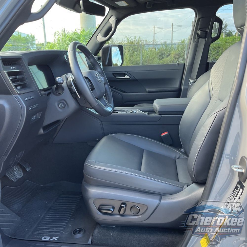 2025 Lexus GX 550 Premium