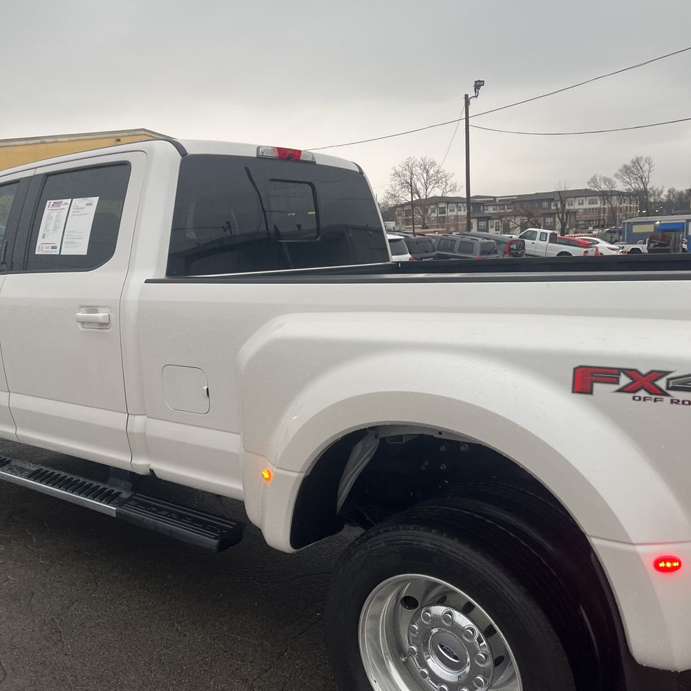 2019 Ford F-450 Super Duty Lariat