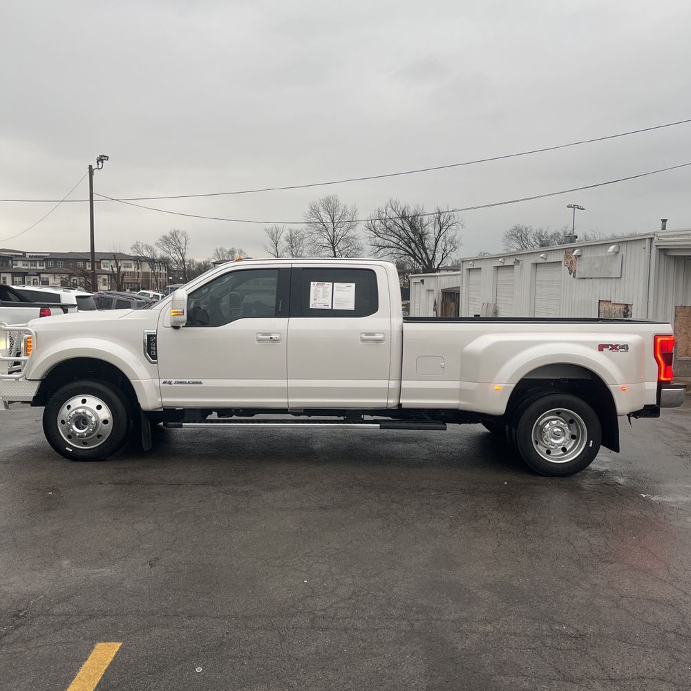 2019 Ford F-450 Super Duty Lariat