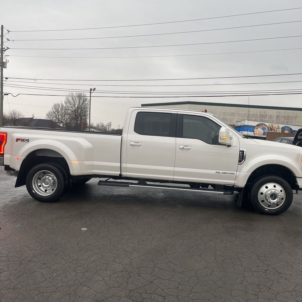2019 Ford F-450 Super Duty Lariat