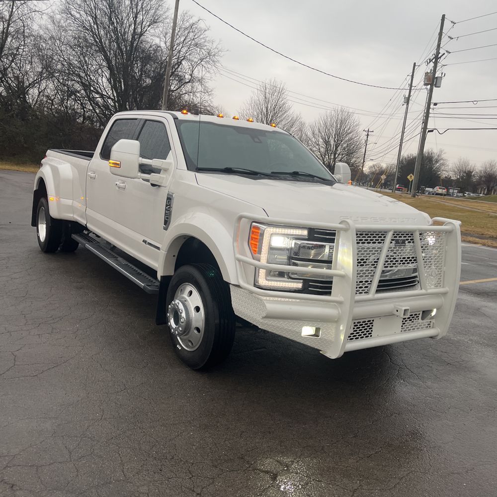 2019 Ford F-450 Super Duty Lariat