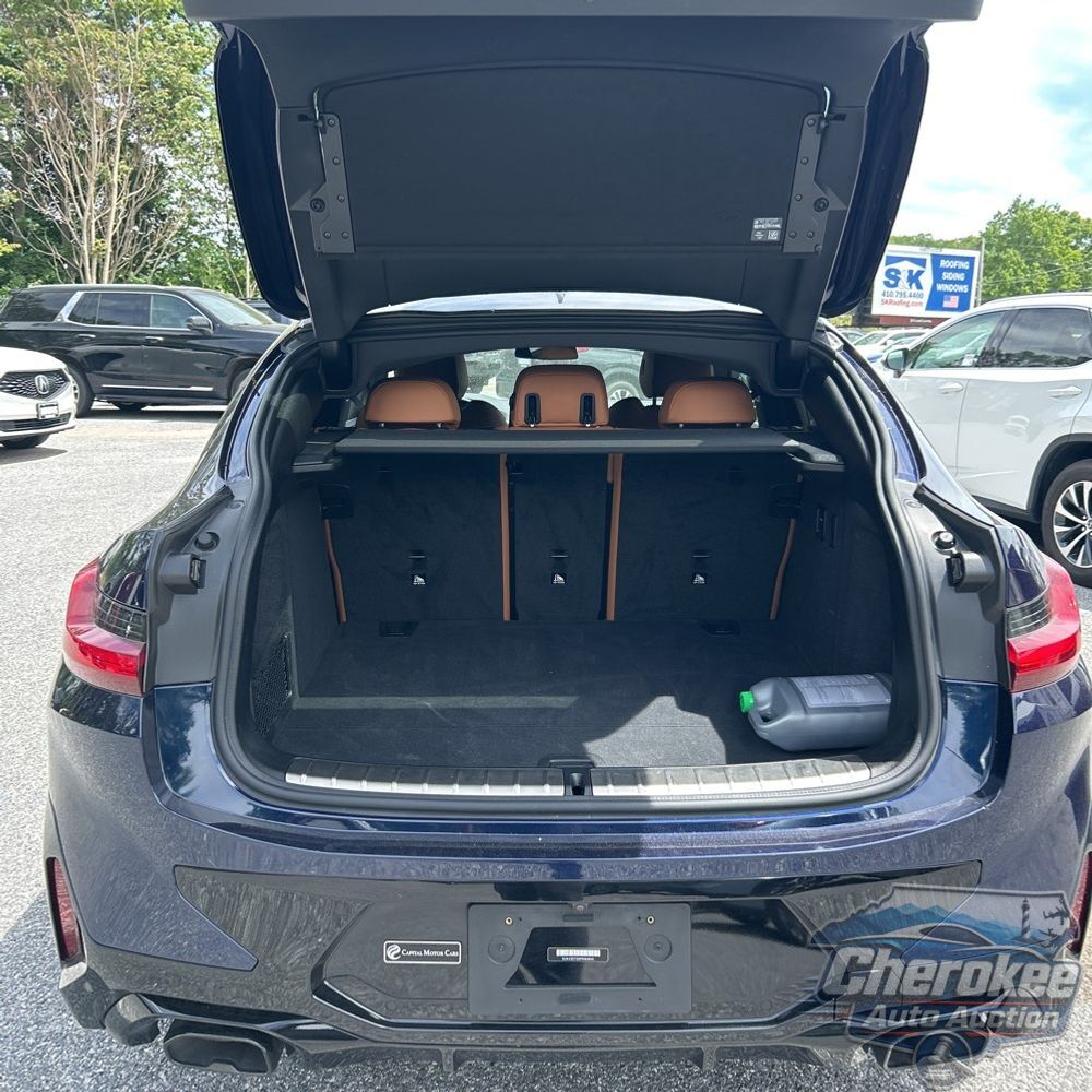 2023 BMW X4 M40i