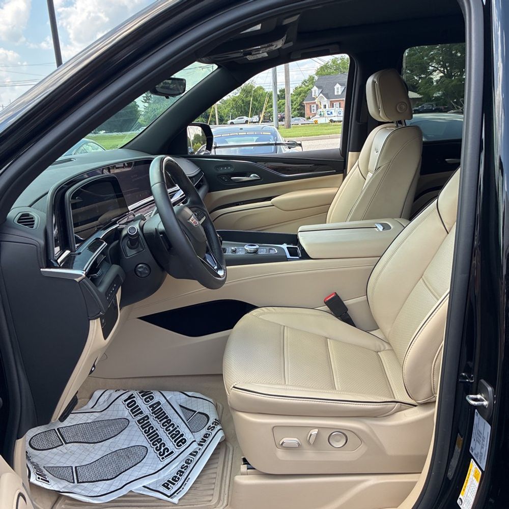 2024 Cadillac Escalade Premium Luxury