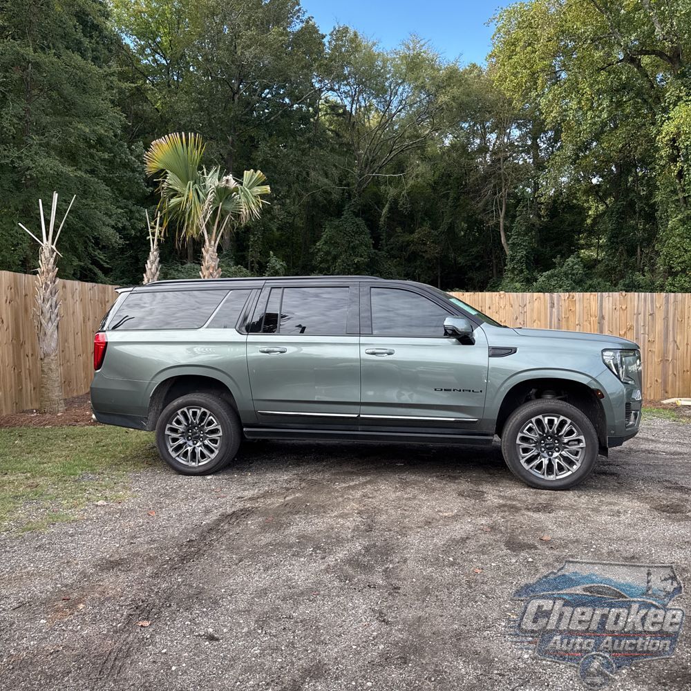 2023 GMC Yukon XL Denali Ultimate