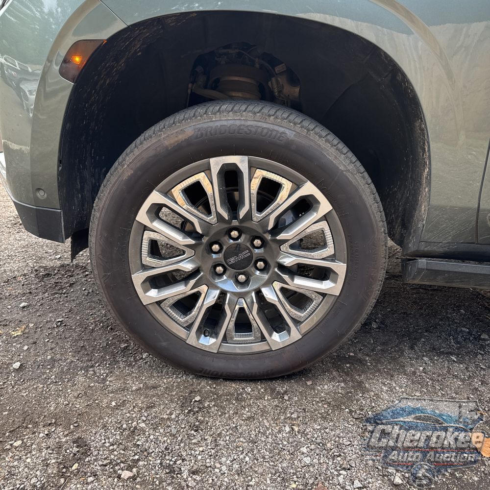2023 GMC Yukon XL Denali Ultimate