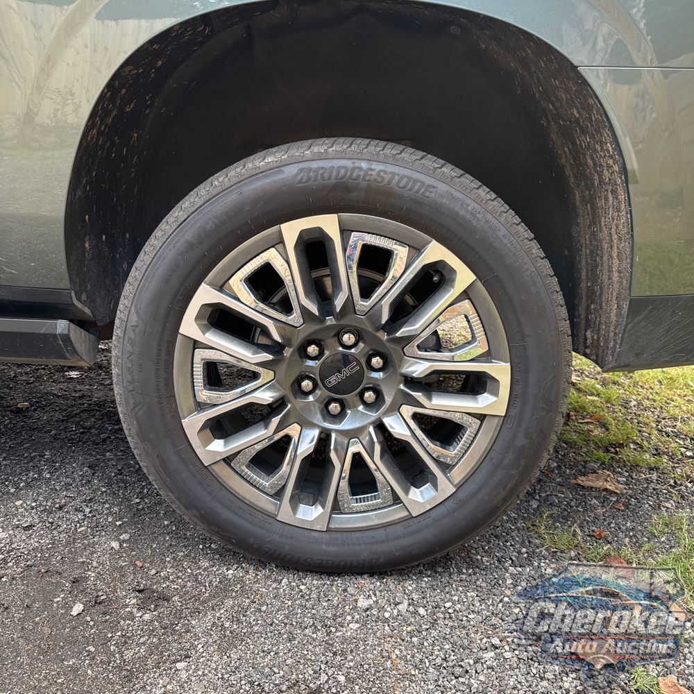 2023 GMC Yukon XL Denali Ultimate