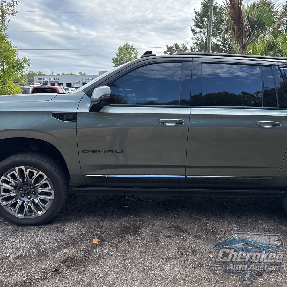 2023 GMC Yukon XL Denali Ultimate