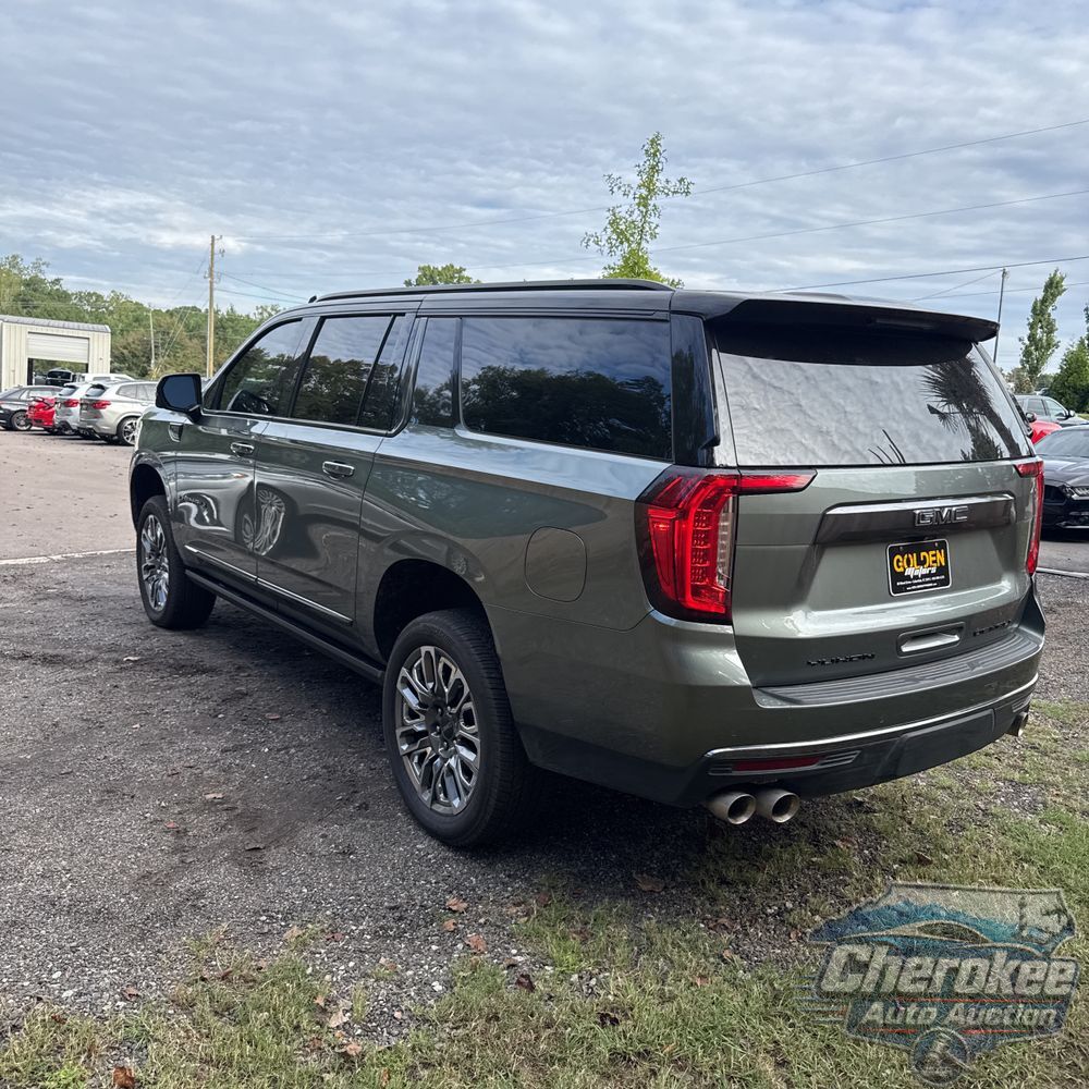 2023 GMC Yukon XL Denali Ultimate