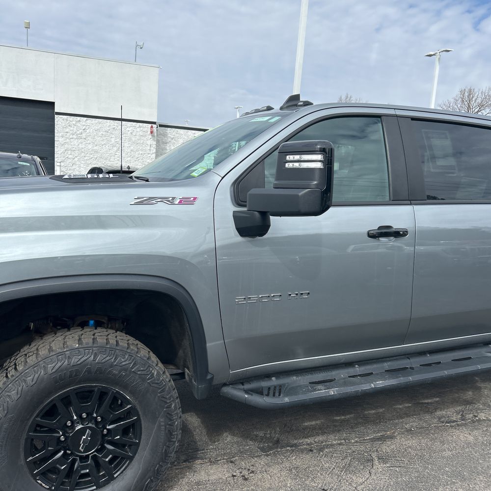 2024 Chevrolet Silverado 2500HD ZR2