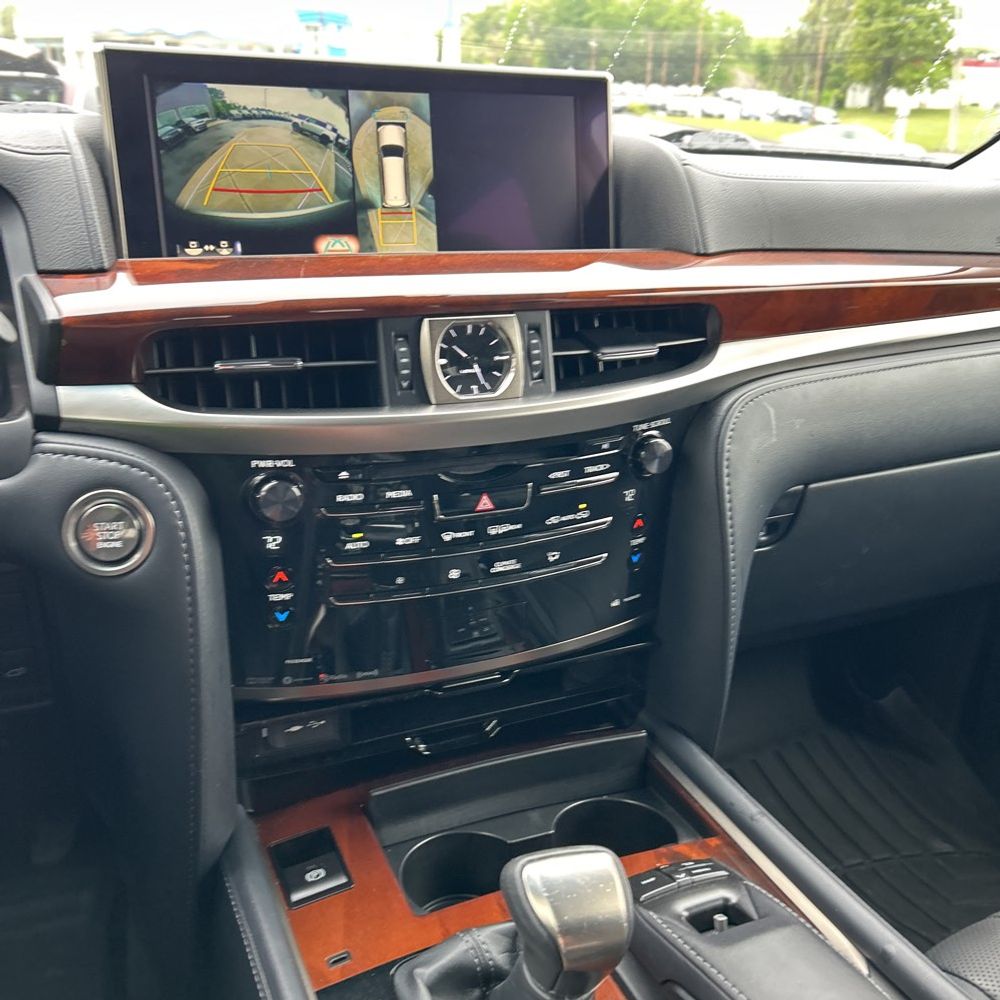 2019 Lexus LX 570 Two-Row