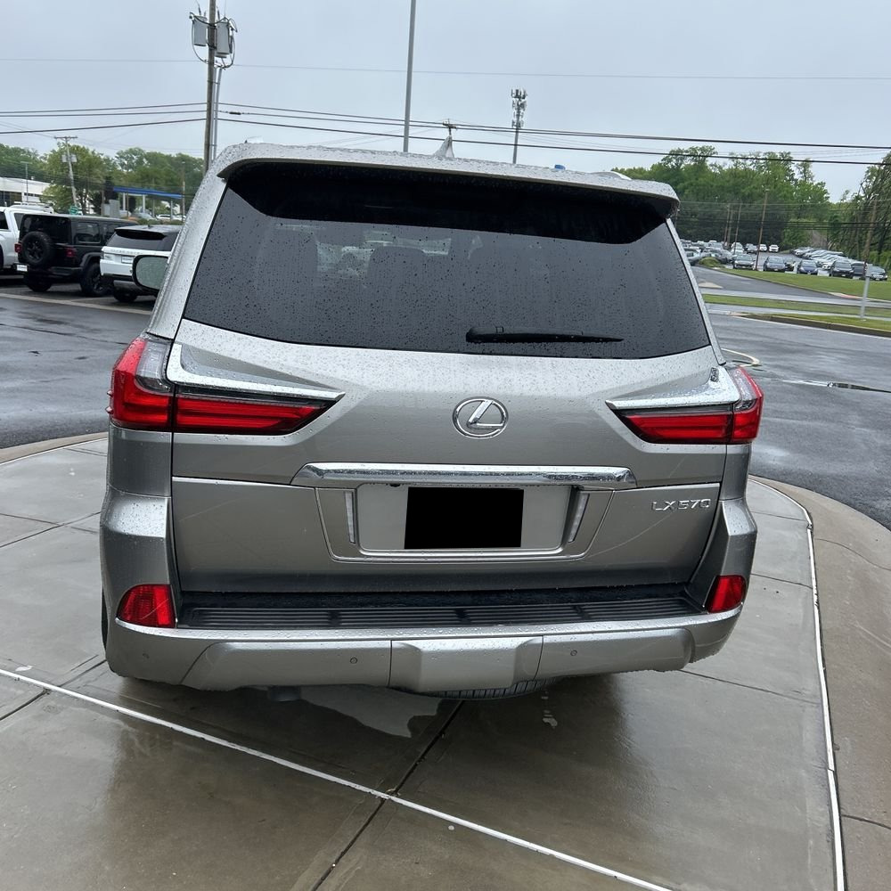 2019 Lexus LX 570 Two-Row