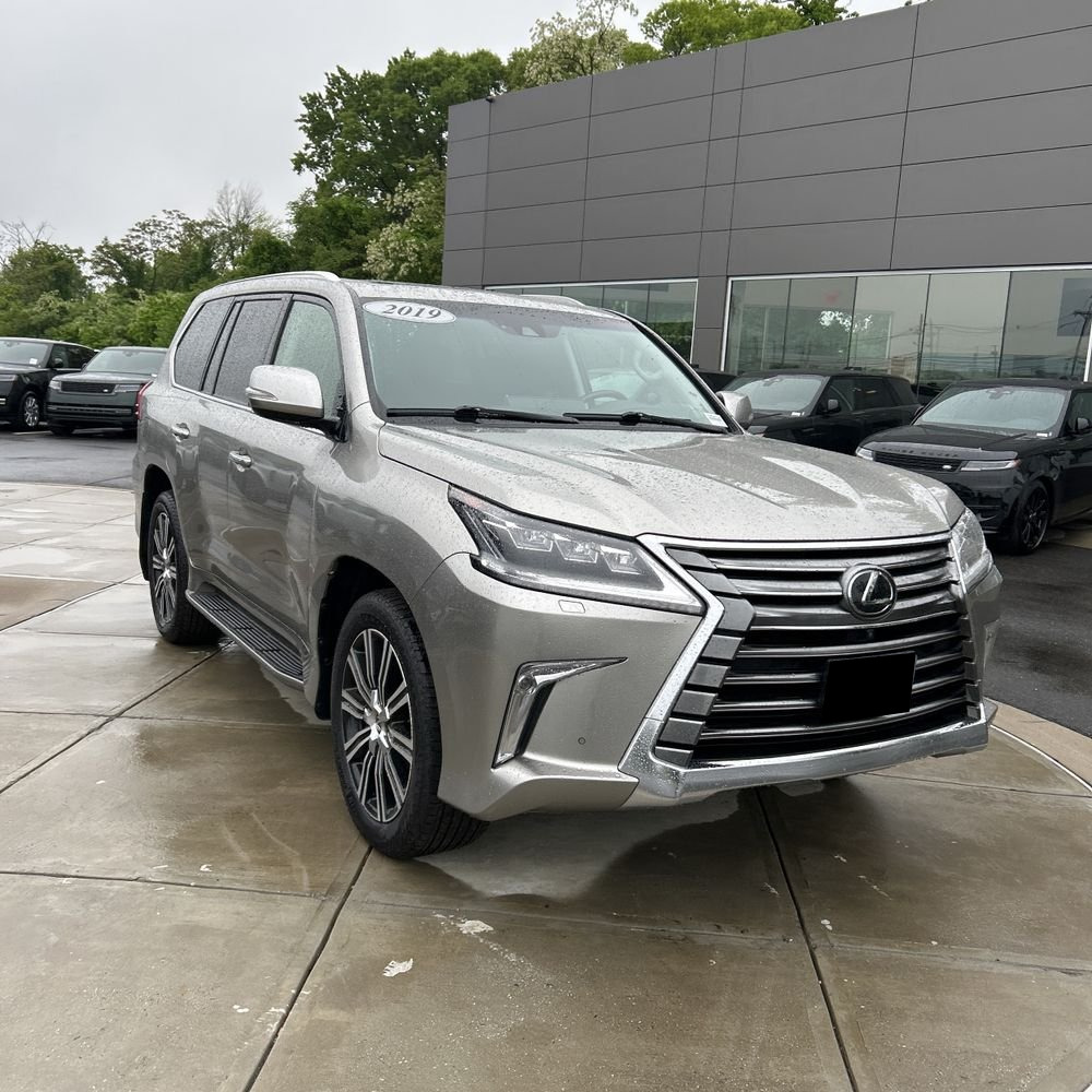 2019 Lexus LX 570 Two-Row