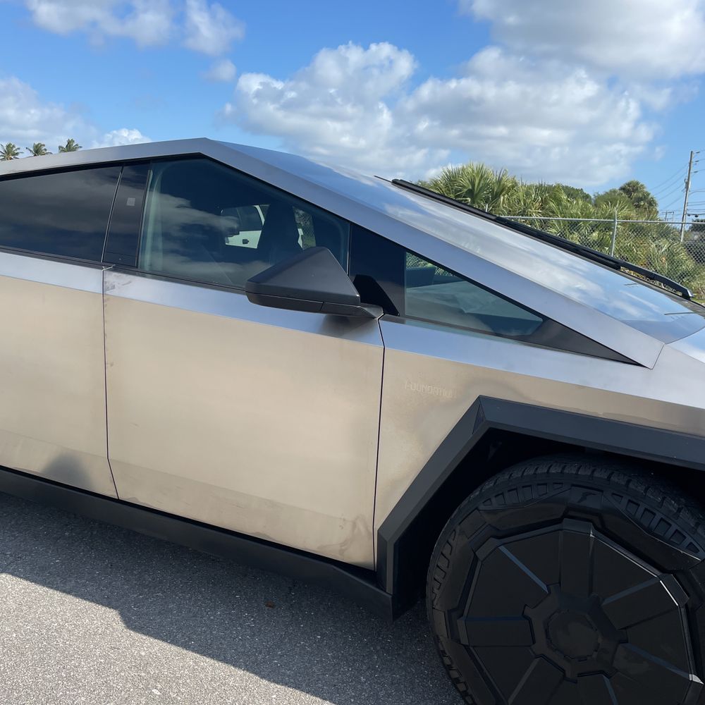 2024 Tesla Cybertruck CyberBeast