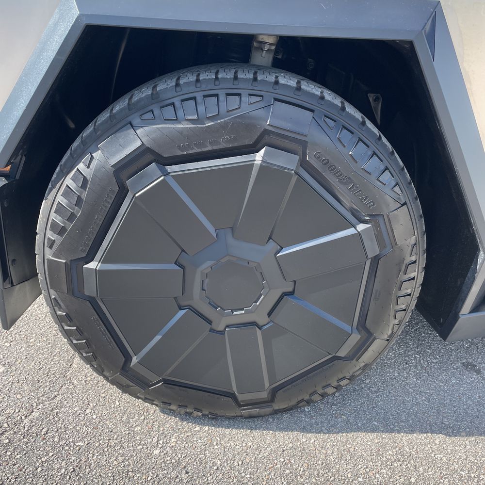 2024 Tesla Cybertruck CyberBeast
