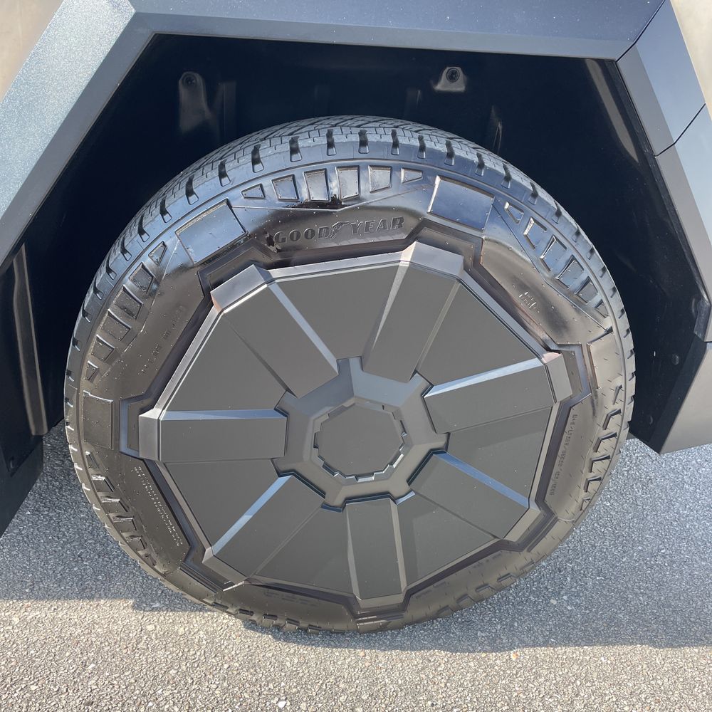 2024 Tesla Cybertruck CyberBeast