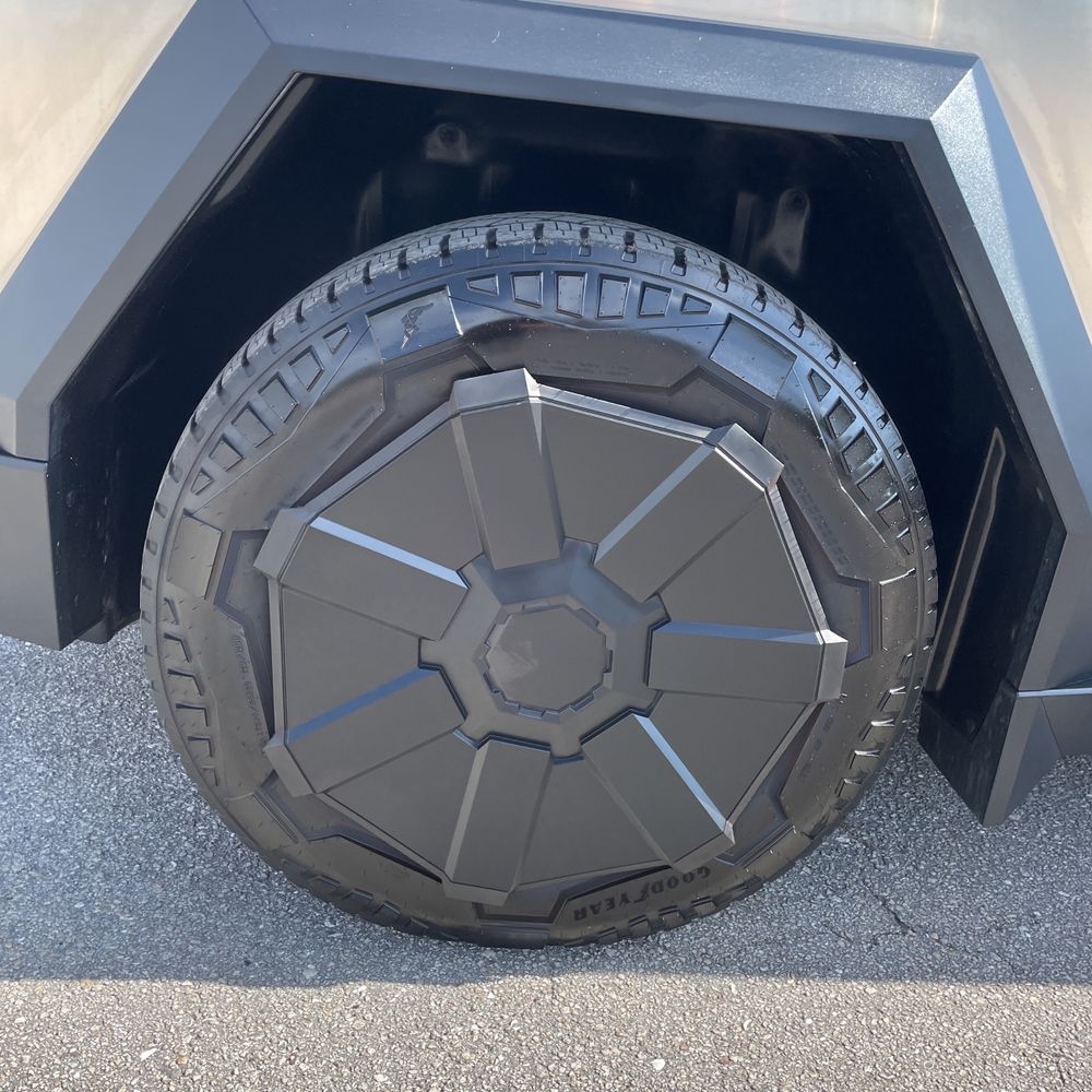 2024 Tesla Cybertruck CyberBeast