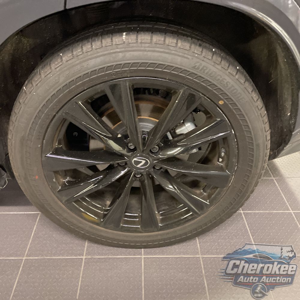 2024 Lexus NX 450h+ F SPORT Handling