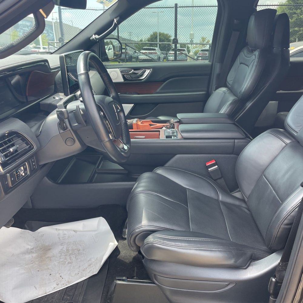 2022 Lincoln Navigator Reserve