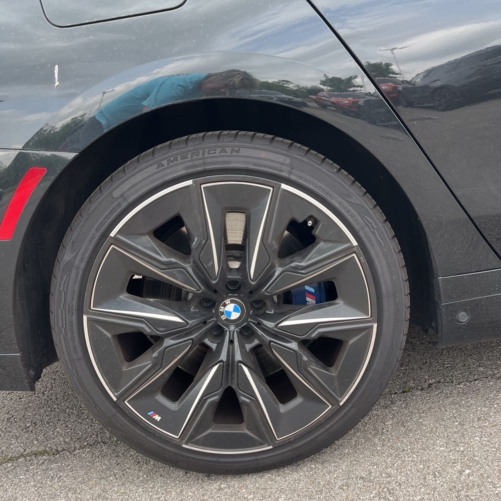 2023 BMW 7-Series 760xi