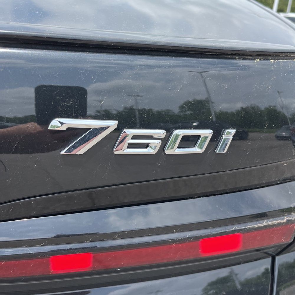 2023 BMW 7-Series 760xi