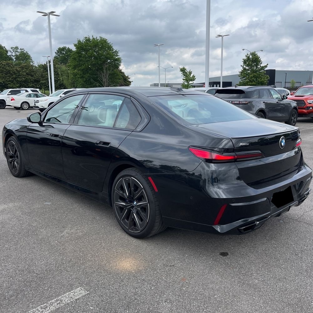 2023 BMW 7-Series 760xi