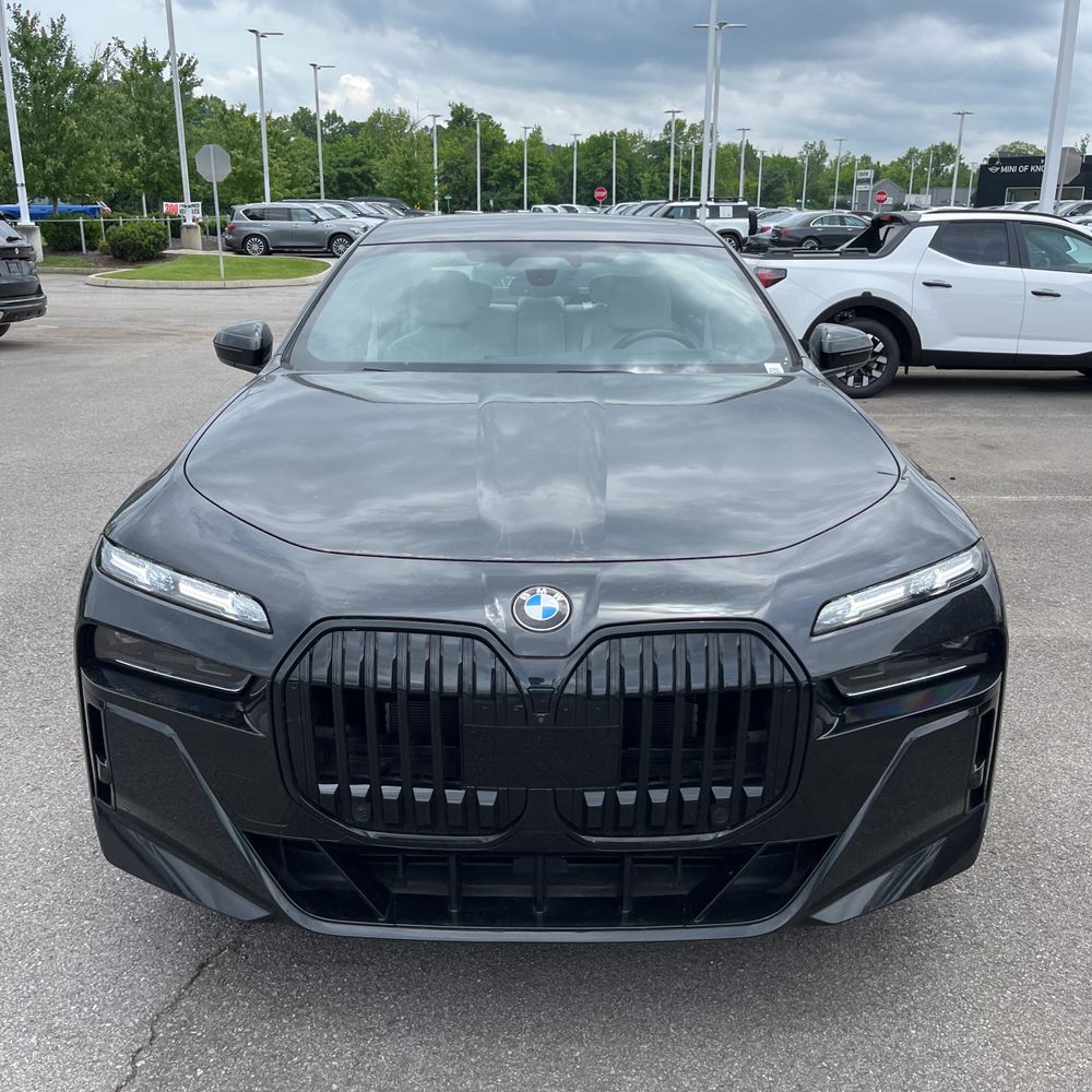 2023 BMW 7-Series 760xi