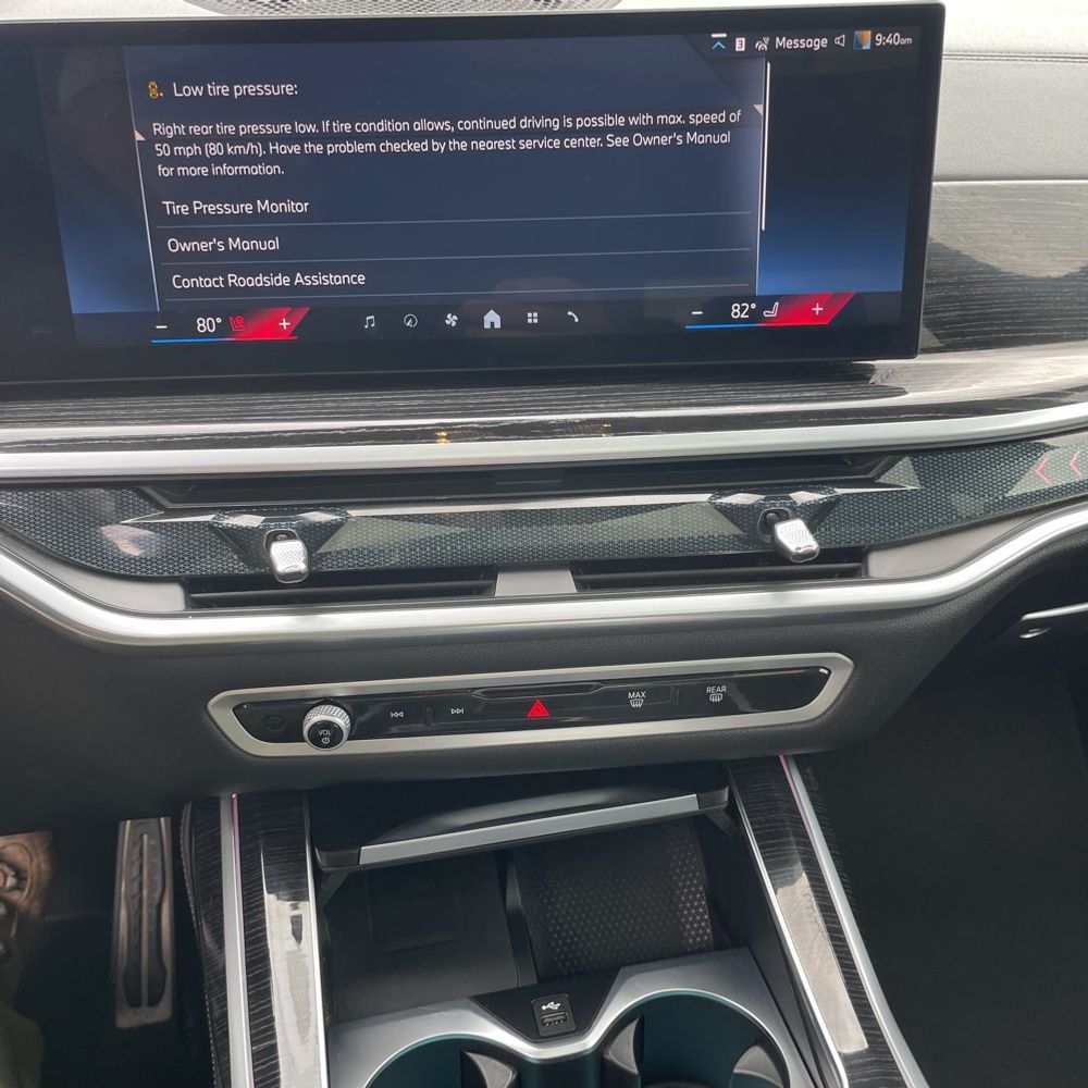 2025 BMW X7 XDrive40i
