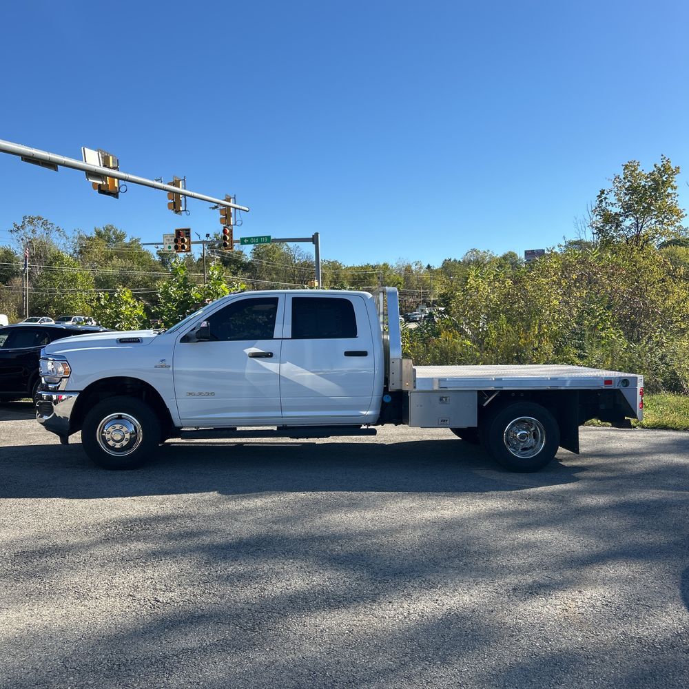 2022 Ram 3500 Cab/Chassis Tradesman