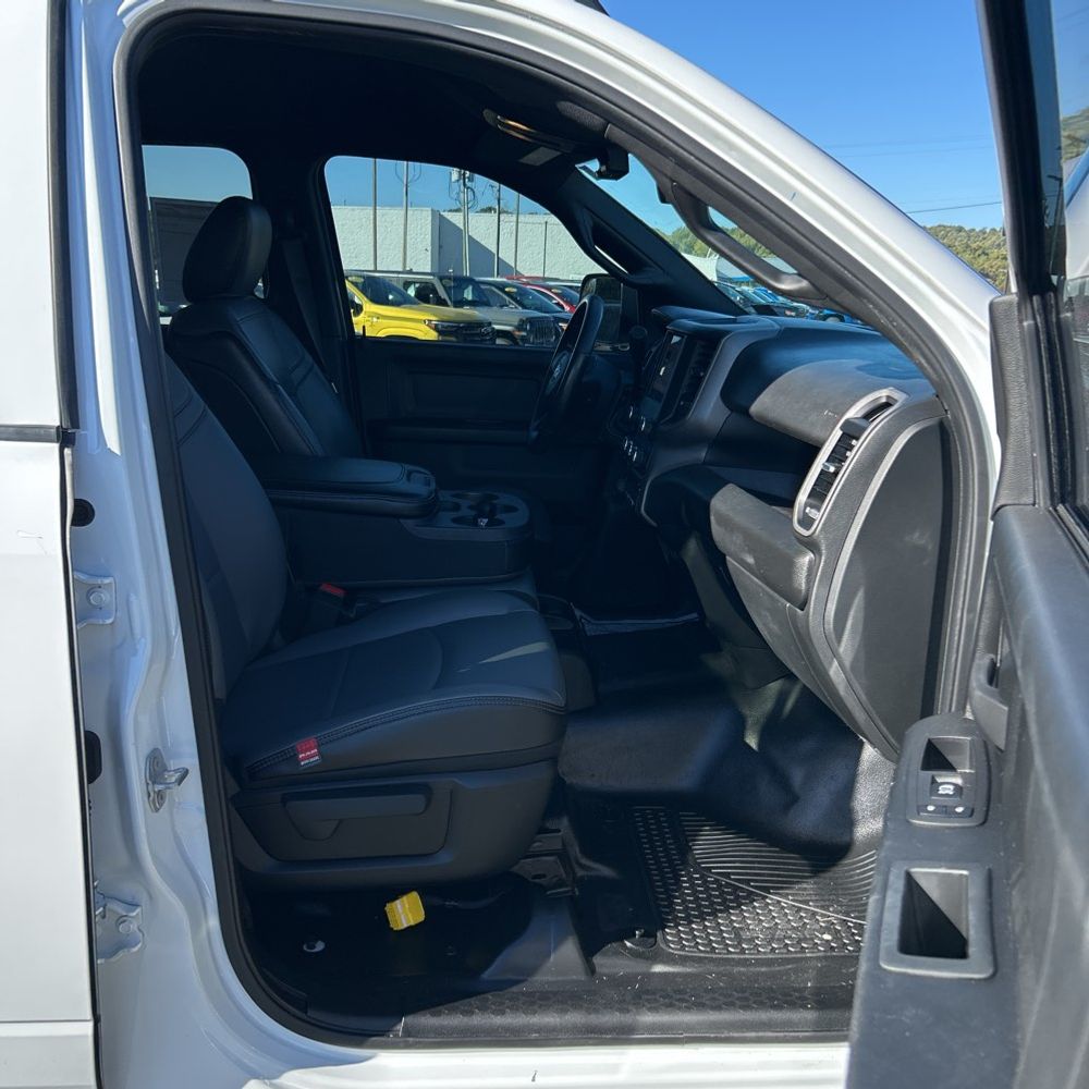 2022 Ram 3500 Cab/Chassis Tradesman