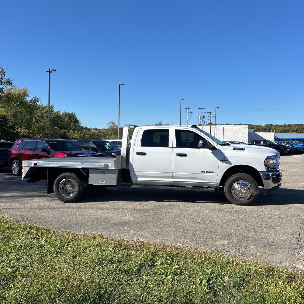 2022 Ram 3500 Cab/Chassis Tradesman